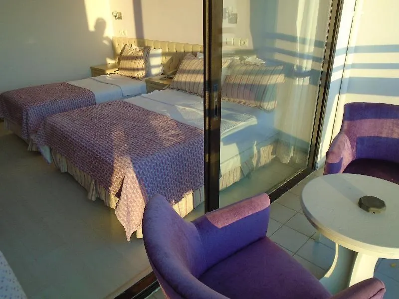 Esat Hotel Kusadasi