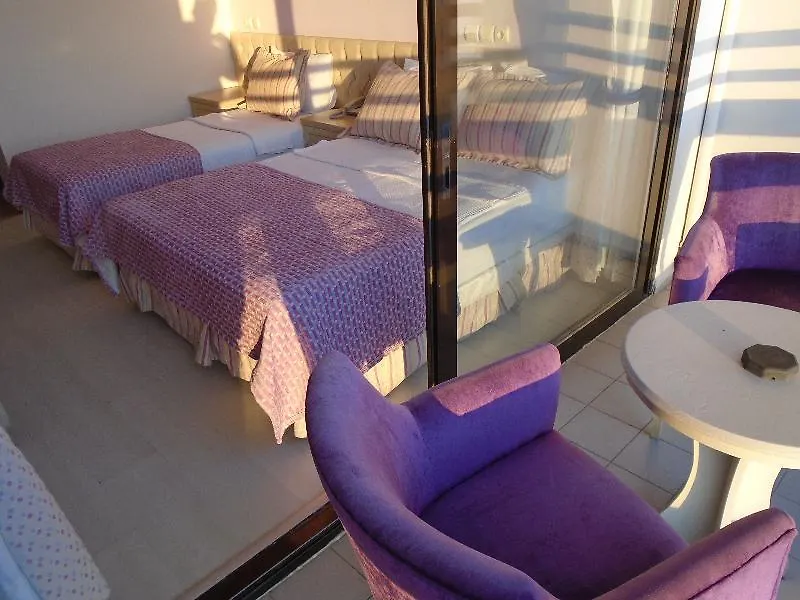Esat Hotel Kusadasi