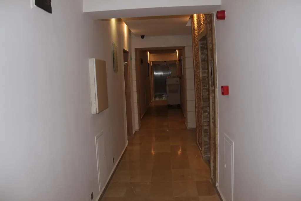 Esat Hotel 库萨达斯