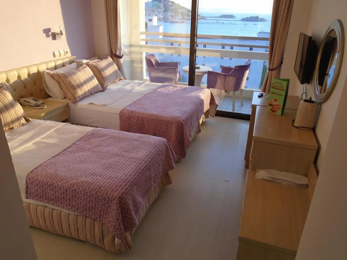 Esat Hotel 库萨达斯